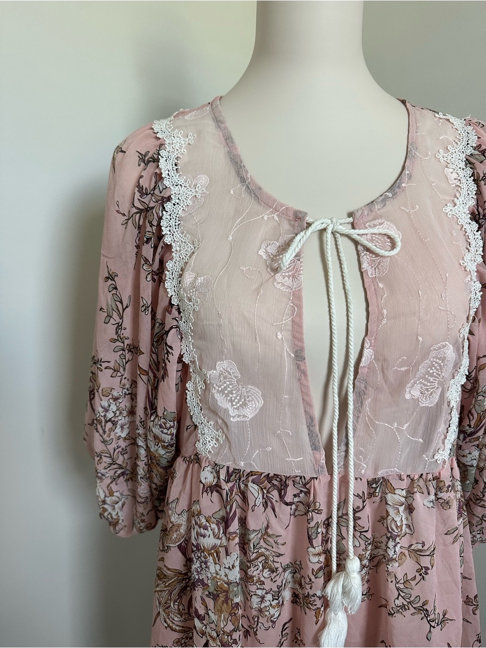 POL Boutique Sheer Lace Coverup - Picture 2 of 5